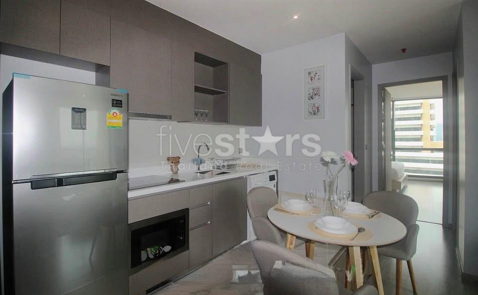 2-Bedroom unit for sale – 300m from BTS Ekkamai, Corner Unit 2274795727