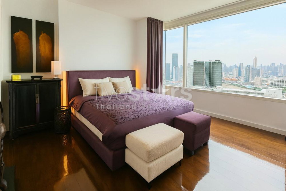 2-bedroom spacious condo for sale on the Chao Phraya riverside 4035849859