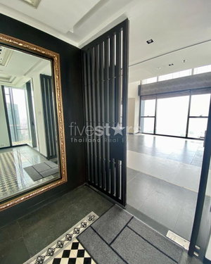 Modern 4-Bedroom Duplex Unit for Sale in Sathorn 2519156774