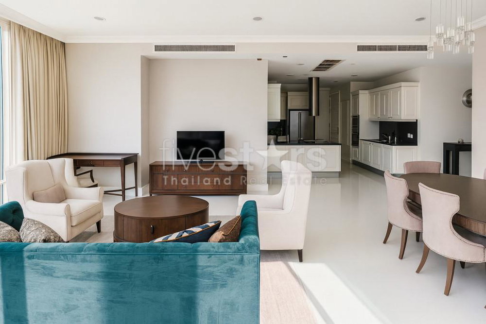 3-bedroom condominium for sale between Asoke and Phrom Phong 139939628