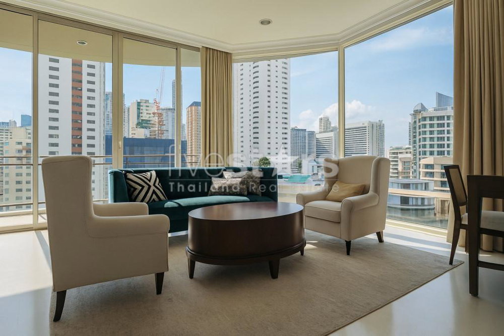 3-bedroom condominium for sale between Asoke and Phrom Phong 139939628