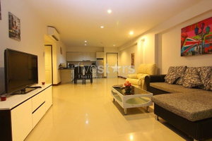 ideally located within fews minutes to the beach and the center town 940031270