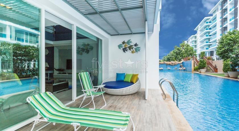 Beautiful residence located just in front of the beach 4199107536