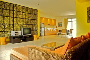 Luxury apartment located close to the beach and downtown 1057887738