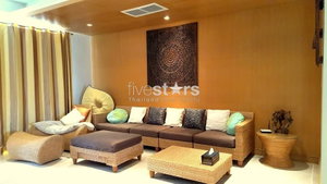 Luxury apartment located close to the beach and downtown 1057887738