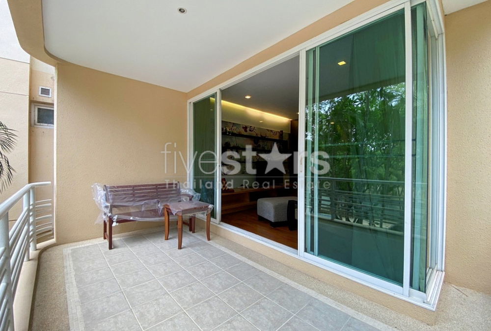 Baan Sanploen: City Center 2 bedroom close to Beach! 90205637