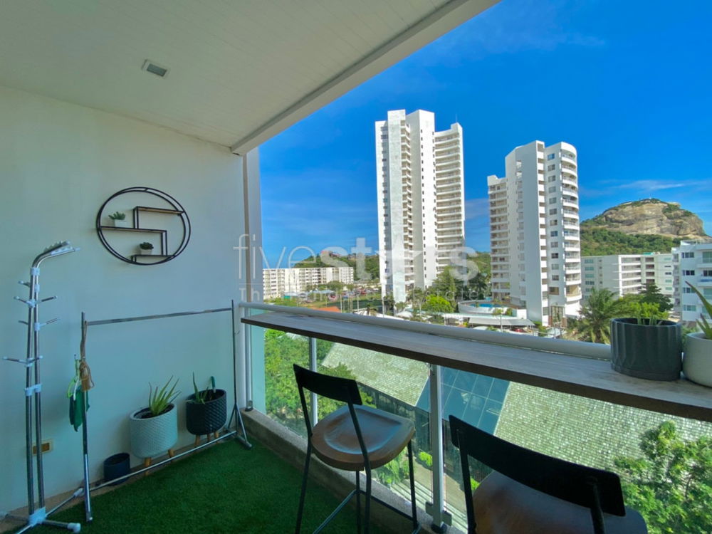 The Seacraze: 2 Bed 2 Bath Sea View For Sale 578153686