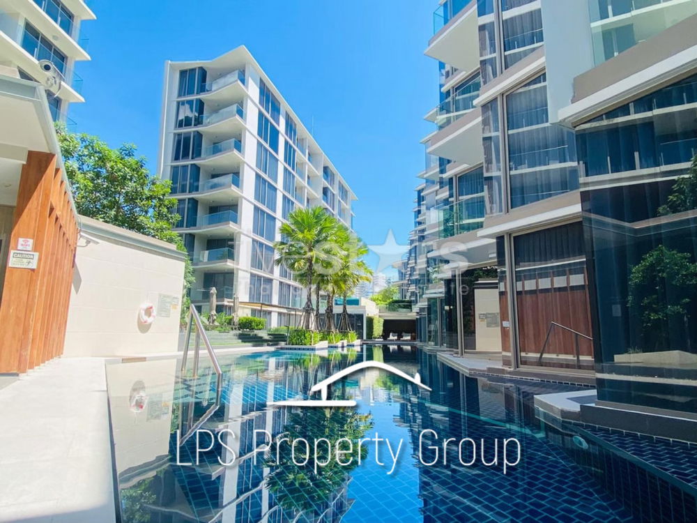 Brand New 2 Bedroom Condo 150m To The Beach 1065864672