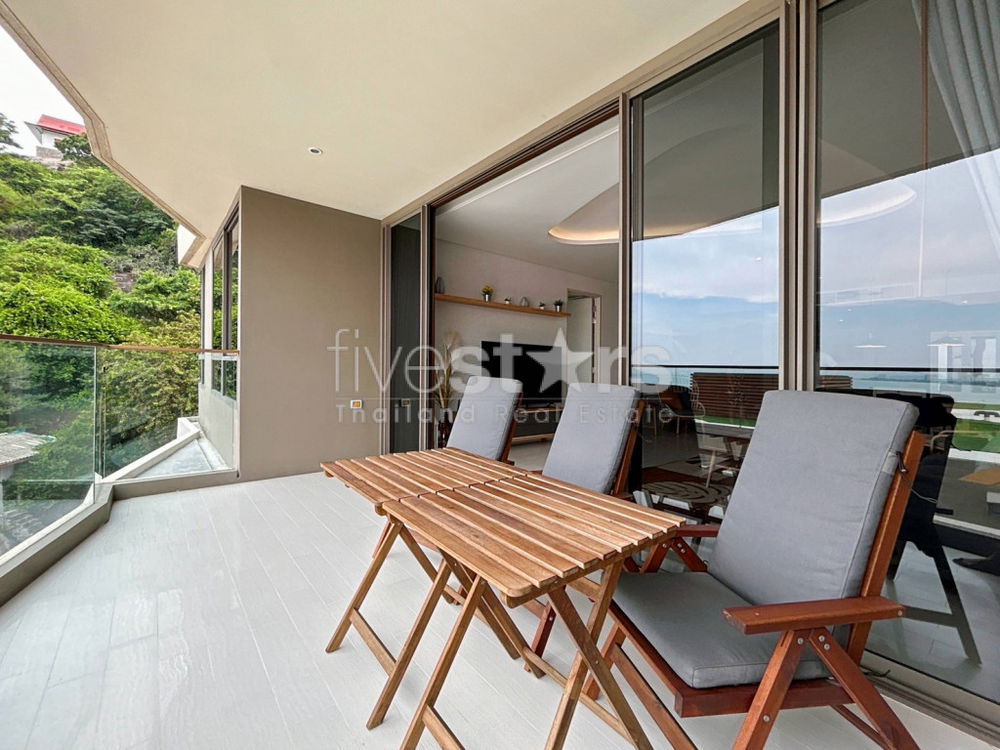 Veranda Residence : Stunning 3 Bedroom Condo with a Beautiful Sea View 2165413973