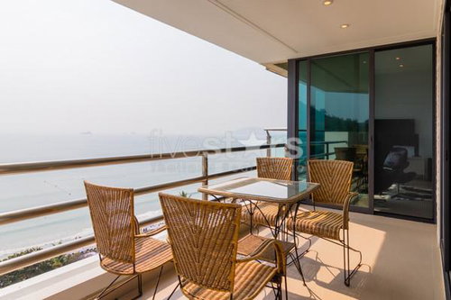 Beachfront 1 Bedroom Condo 2891476473