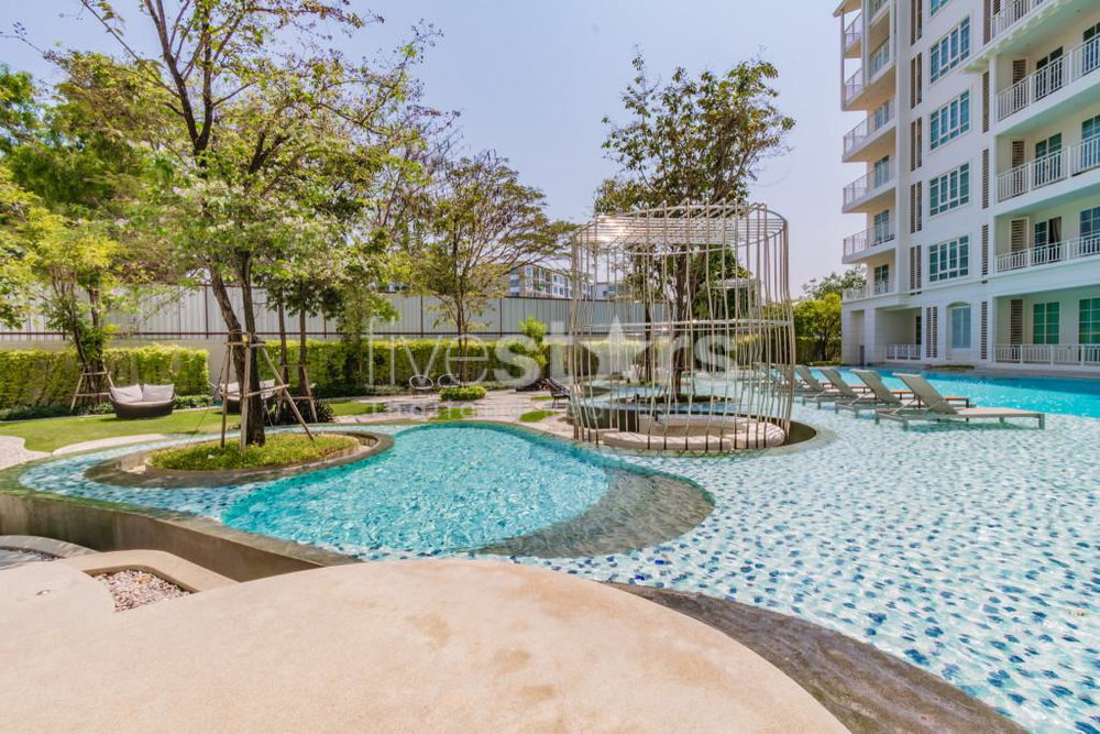 2 Bedroom Ground Floor Condo In Great Location 3663394608
