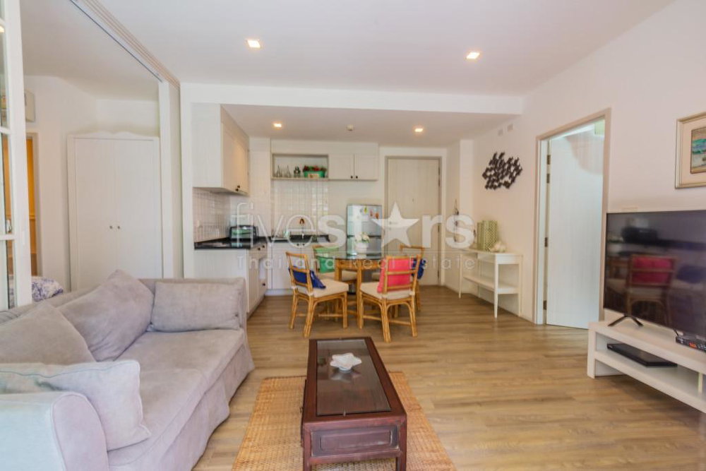 2 Bedroom Ground Floor Condo In Great Location 3663394608