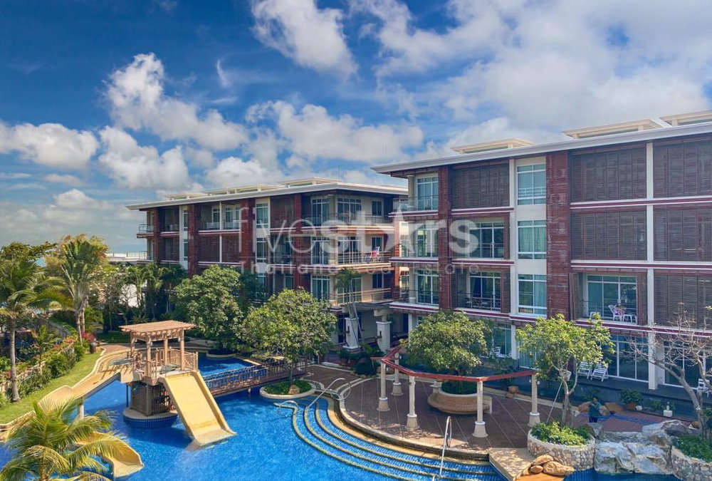 Amazing Beachfront 2 Bed Condo 2292915287