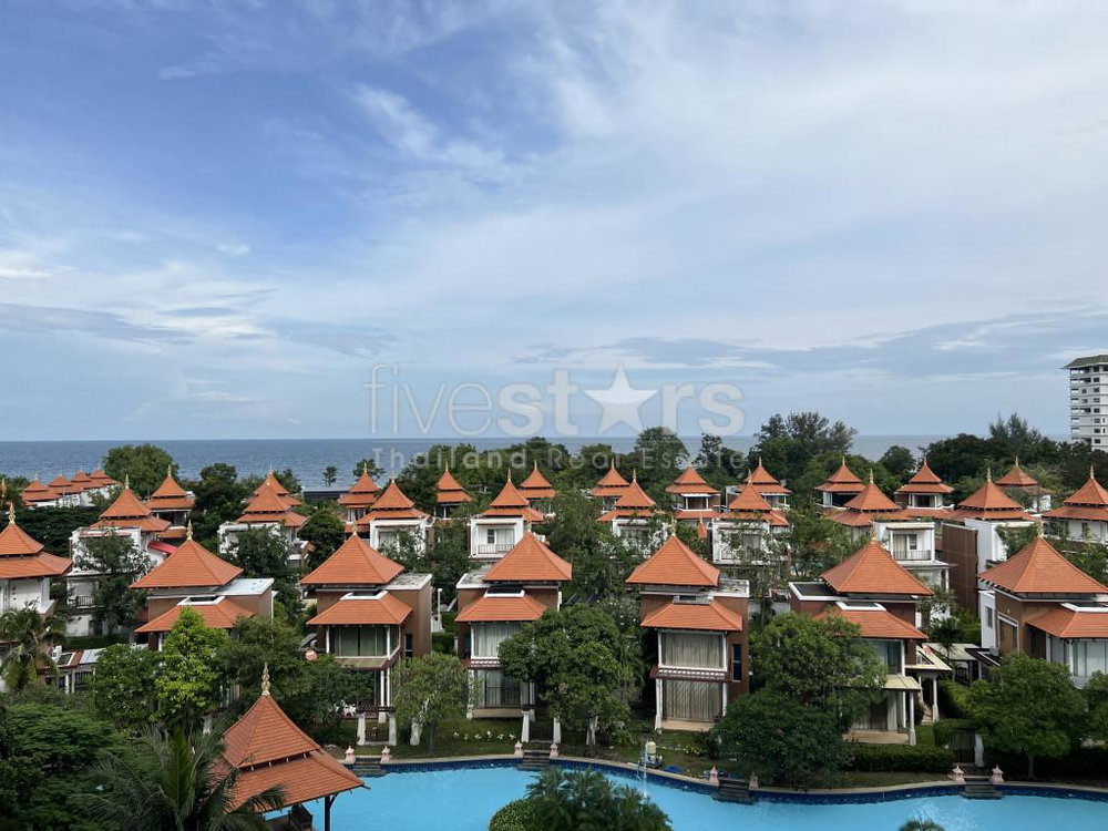Luxury 3 Bedroom Condo With Stunning Sea Views 3492426723