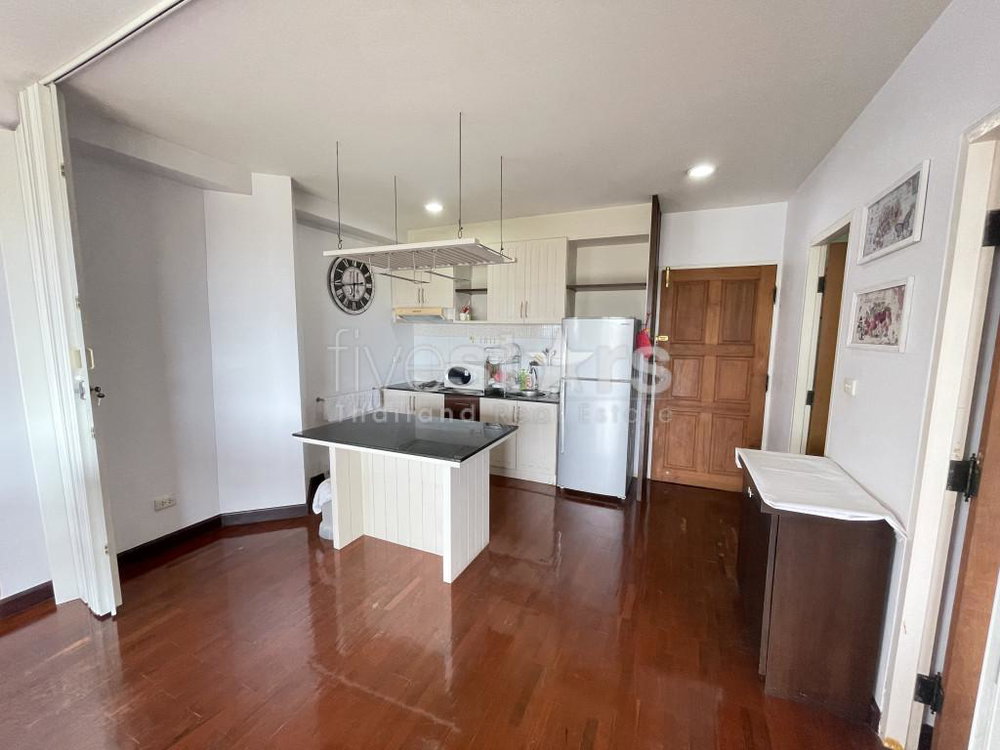 Palm Pavillion: 1 Bedroom Condo with Sea View 3354036880
