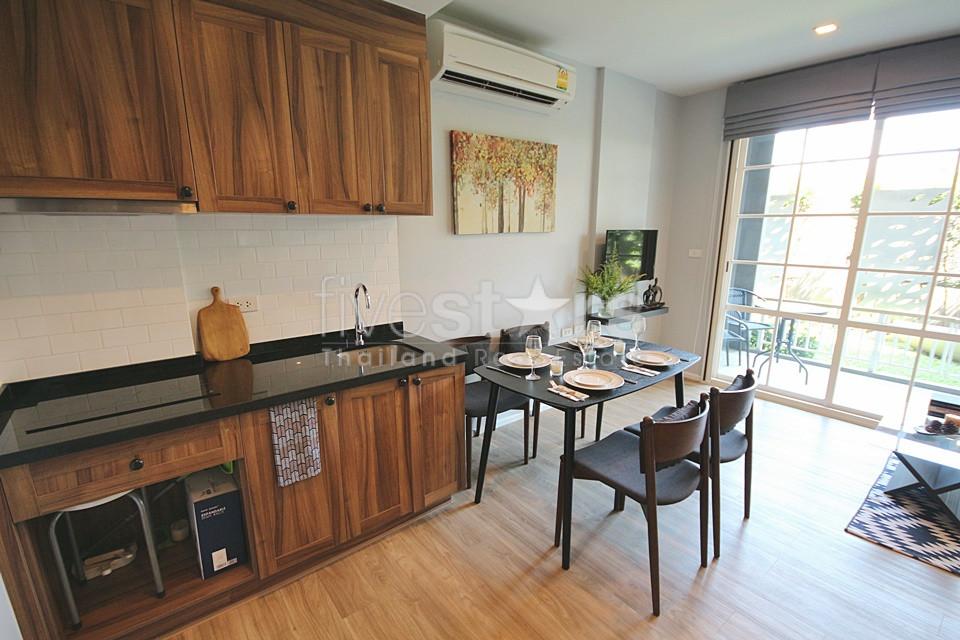 Absolute Beachfront 2 Bed Condo For Sale in Khao Takiap 2809094115