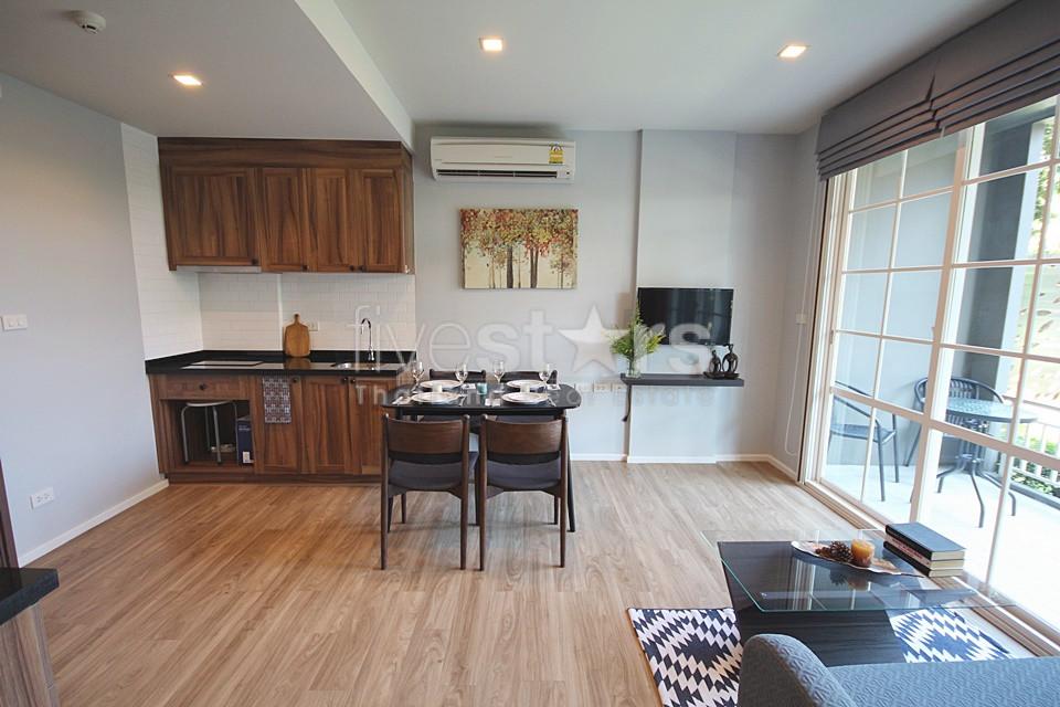 Absolute Beachfront 2 Bed Condo For Sale in Khao Takiap 2809094115
