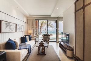 Intercontinental Residence : Ultimate Luxury Beachfront Condo’s 3715461055
