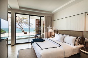 Intercontinental Residence : Ultimate Luxury Beachfront Condo’s 3715461055