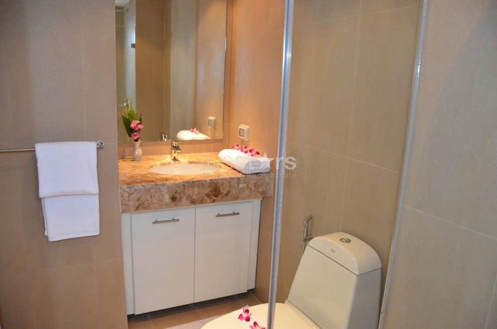 In a beautiful residence overlooking Kata Bay 103887733