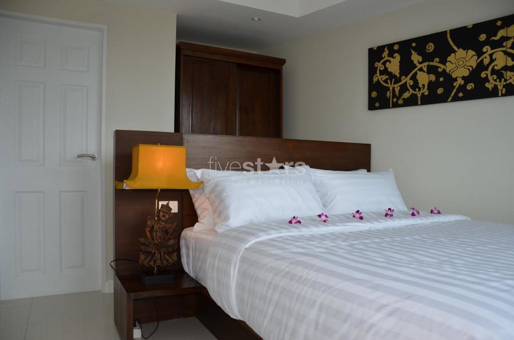 In a beautiful residence overlooking Kata Bay 103887733