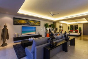Exclusive residence with sea view in Layan 1424996789