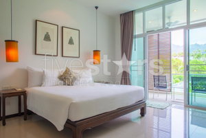 Stunning duplex with private pool 3260851879