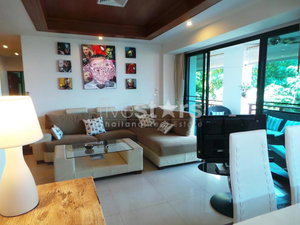 Cozy condominium for sale near Surin Beach 1300596110