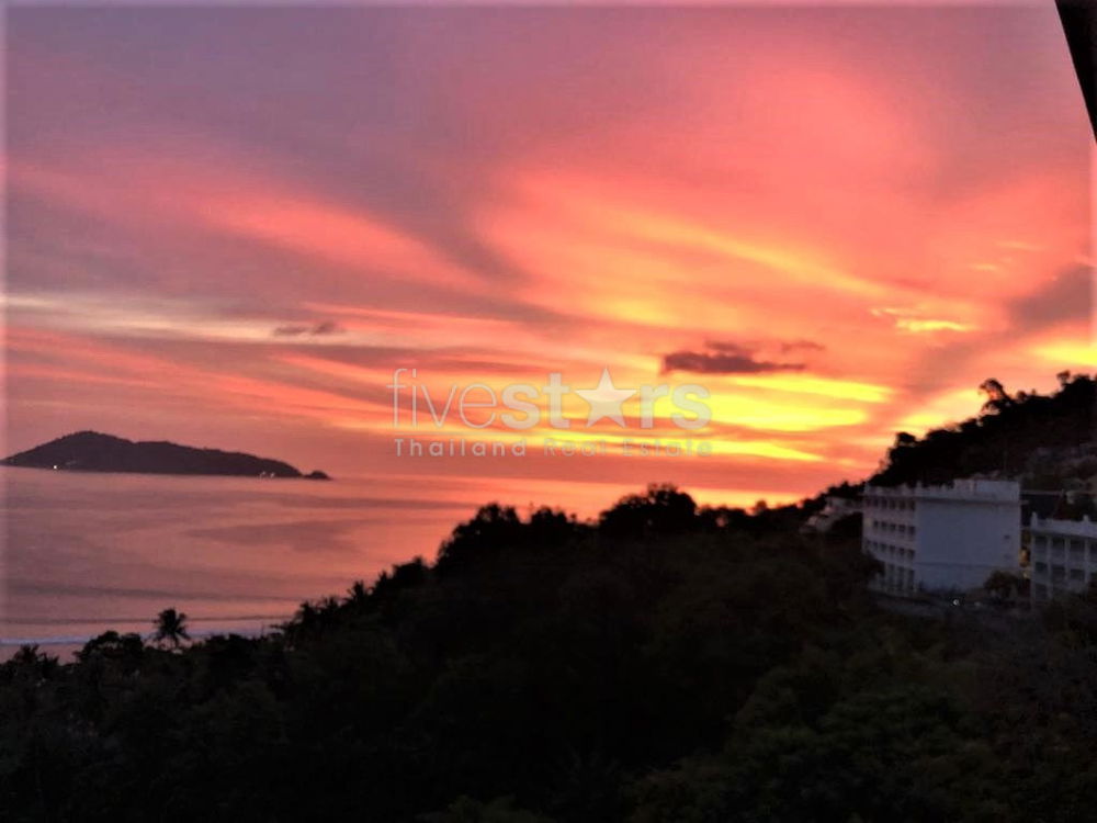 4 bedrooms penthouse with breathtaking seaview for sale in Phuket 1303253056