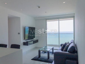 2 bedroom condo with a stunning sea view for sale in Pattaya 112234