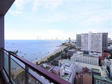 Large 1 bedroom condo with Seaview for sale in Pattaya 2633409151