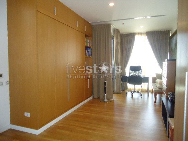 1 bedroom condo fo sale in Pattaya 306137782