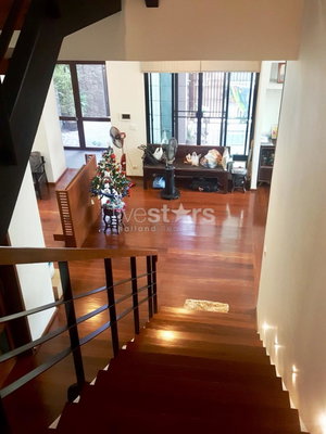 Luxury single house 6 bedroom for sale on Narathiwas 2052427048