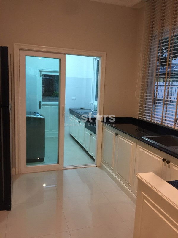 Newly renovated single house for sale in rama9 2100067564