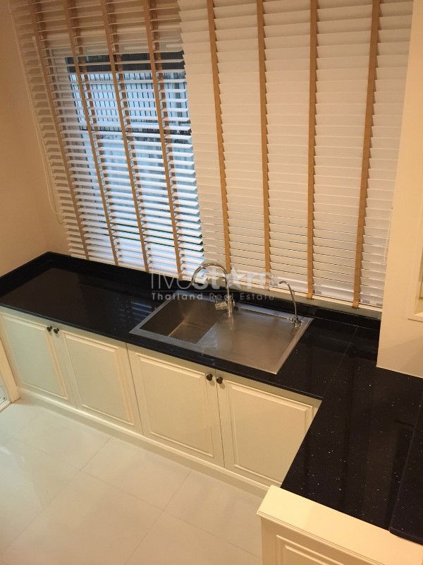 Newly renovated single house for sale in rama9 2100067564