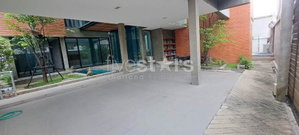 Single house 4-bedroom for sale close to Ari BTS station 461359432