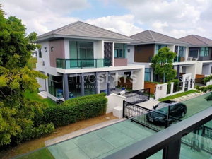 Modern Luxury House 4 -Bedroom for sale on Patthanakarn 1418205542