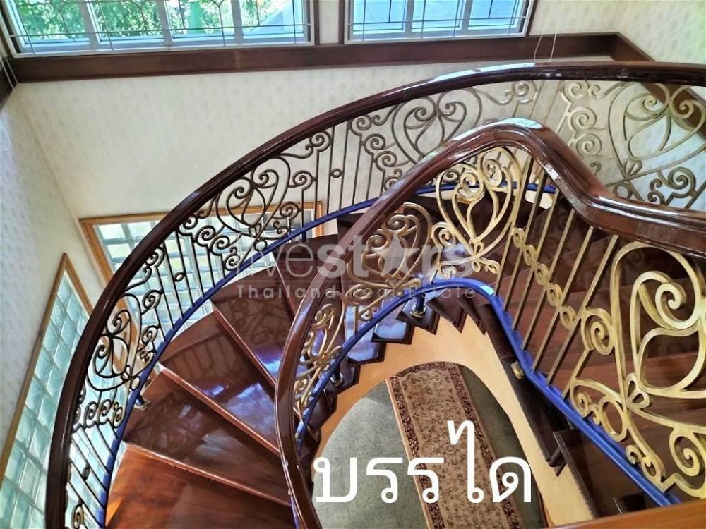 4-bedroom house in compound for sale on Ramkhamhaeng 164 610641730