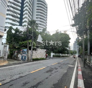5-bedroom commercial building for sale on Yen Akat Road 1331610829