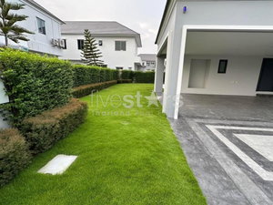 Luxury House 4-Bedroom for sale in Rama 9-New Krungthepkreetha 4161490471
