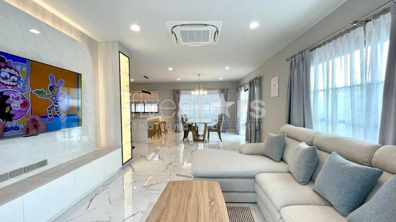 4-bedroom house in compound for sale on Bangna-Suvarnabhumi 4259027572