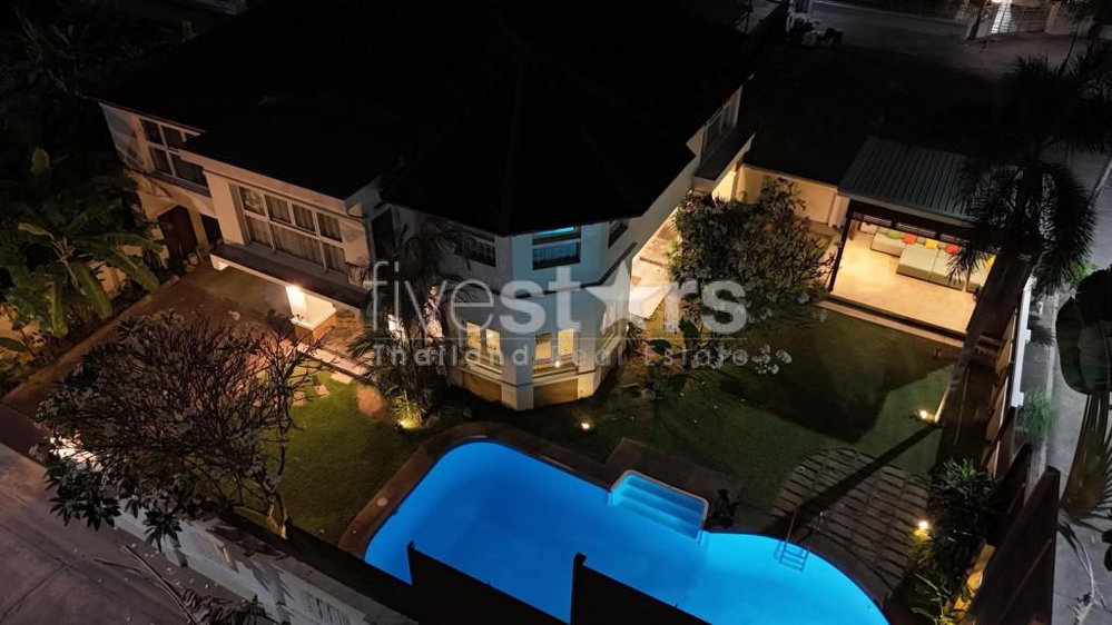 4-bedroom house for sale with private pool in Ramkamhaeng close to expressway 4132655198