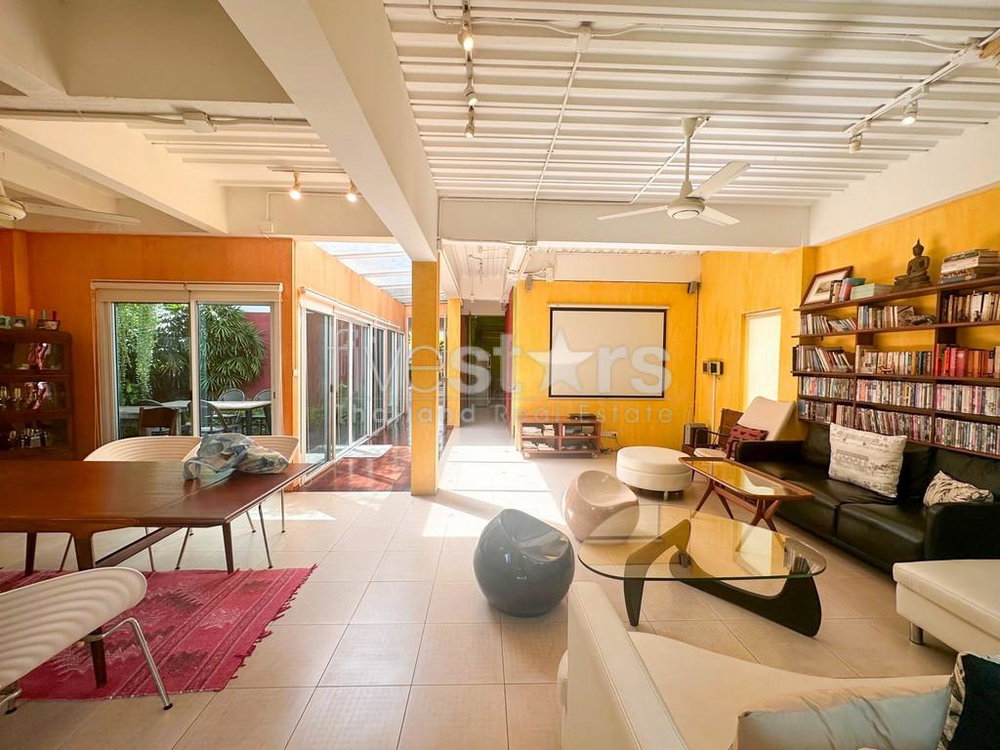 3-bedroom house with private pool for sale close to Rama 9 2153234466