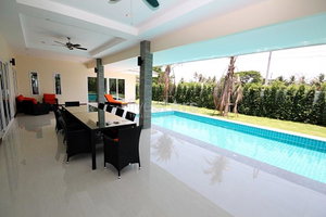 New residential development close to the beach and the Palm Hills Golf Course 3874167262