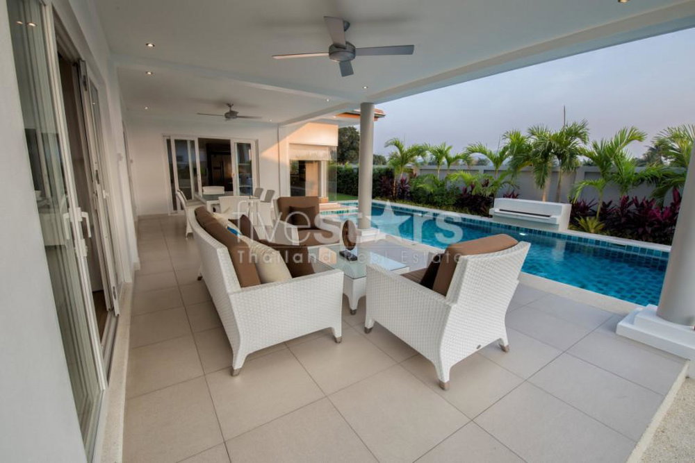 Stunning pool villa for sale in Hua Hin 3876655999