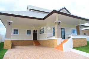 3 bedrooms Thai style villa for sale in Hua Hin 1646791108