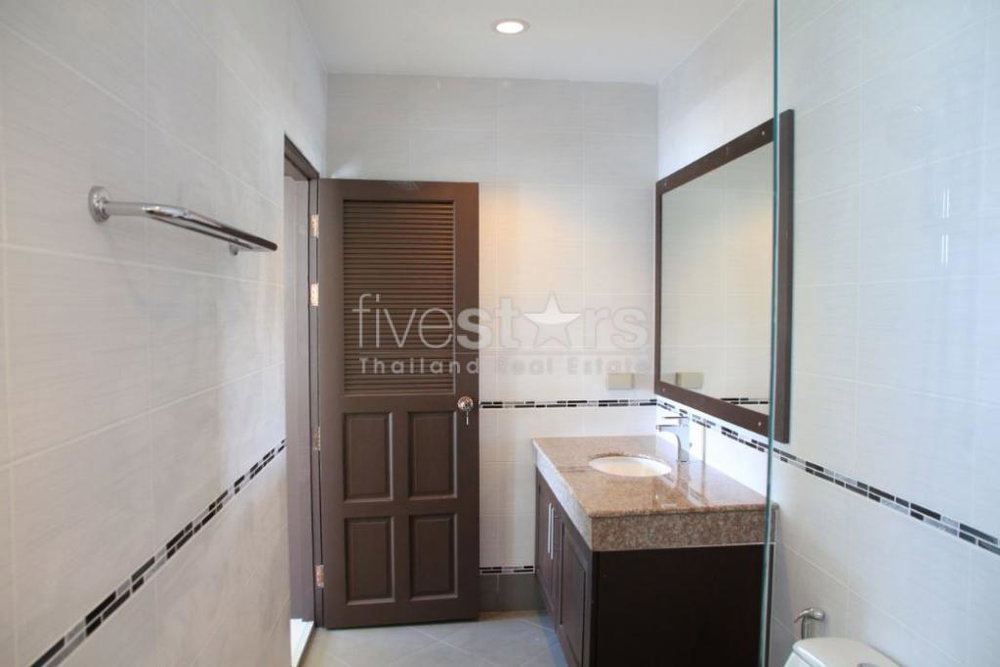 3 bedrooms Thai style villa for sale in Hua Hin 1646791108