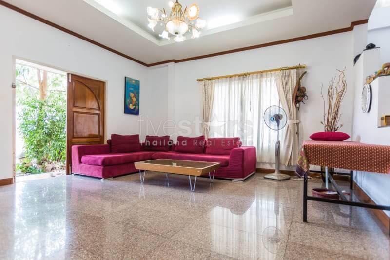 3 bedrooms villa for sale not far from the beach 4232879207