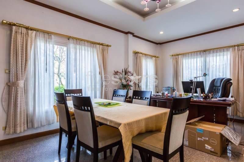 3 bedrooms villa for sale not far from the beach 4232879207