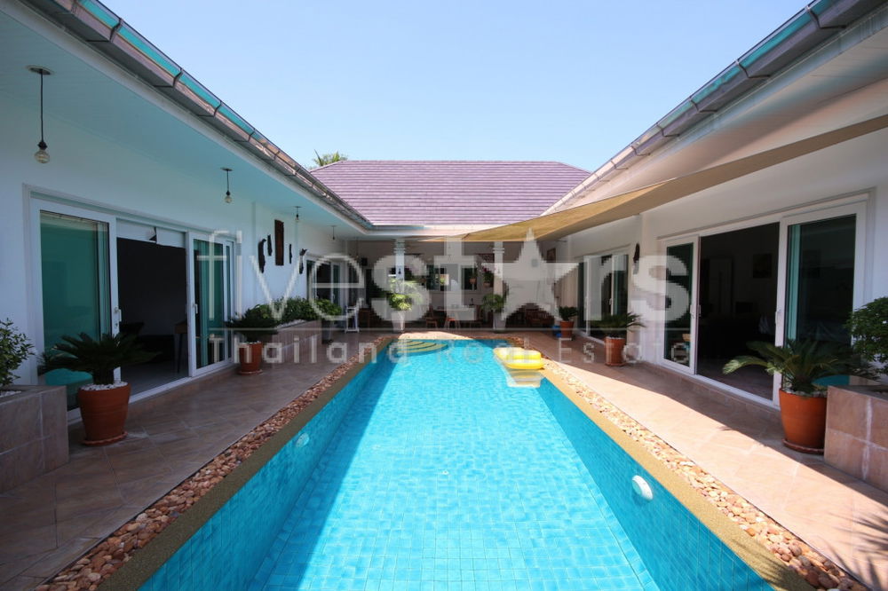 Pool villa with 3 bedrooms for sale in Hua Hin 2378148067